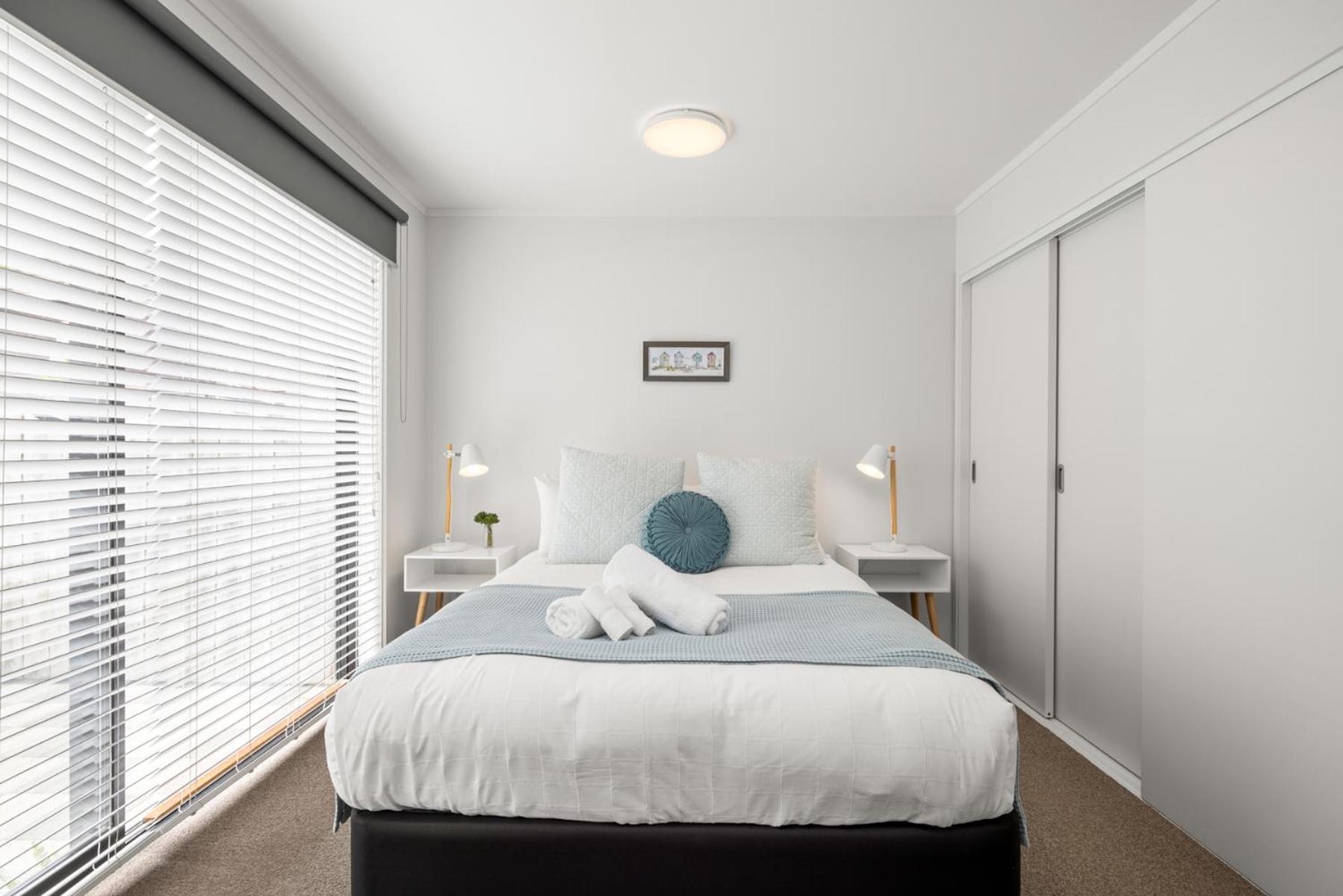 Centrally Located- Modern Sunny Townhouse Mount Maunganui Bagian luar foto